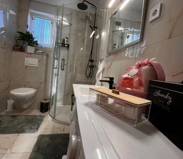 Kastel Gomilica Apartment | Tina Little Paradise
