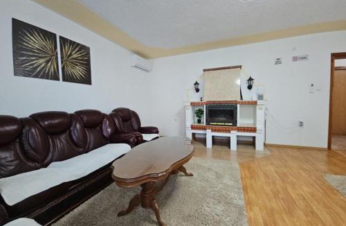 Mali Radic Villa | Villa Aylin