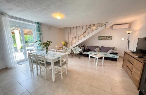 Belavici House | House Carla Belavici