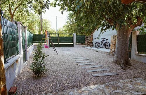 Sibenik Apartment | Nada Apartment near Krka National Park
