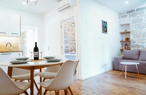 Sibenik Apartment | Nada Apartment near Krka National Park