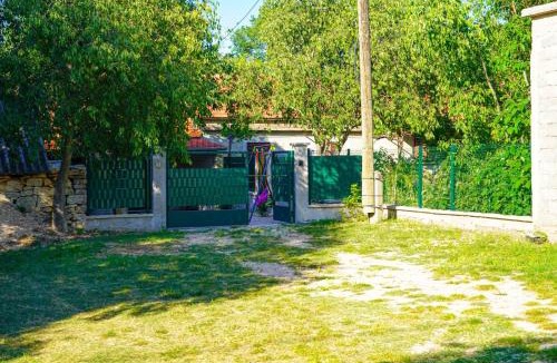 Sibenik Apartment | Nada Apartment near Krka National Park
