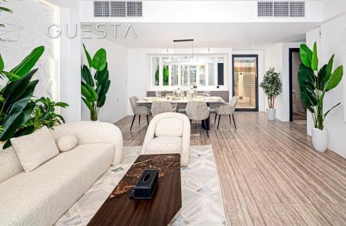Dubai Villa | Rukan Dubailand - Townhouse with a Private Pool