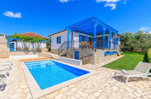 Vilanija Villa | Villa Umag Istria seaview private pool and garage by Rentistra