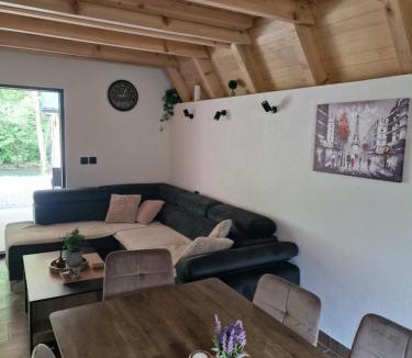 Republika Srpska House | River Zen House