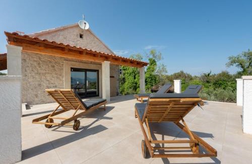 Sucuraj House | Authentic Dalmatian Stone House-Kameni dvori