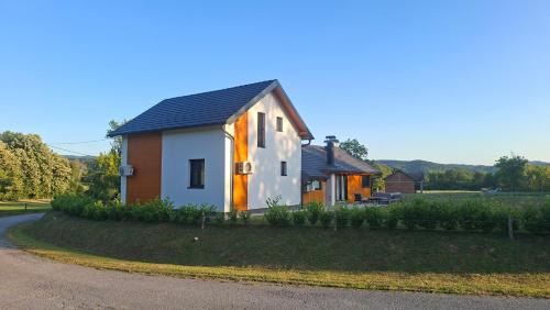 Lipovac Villa | Kuća za odmor Vrata Papuka
