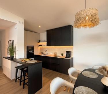 Ciofliceni Villa | Sol Lake House Snagov - 15 Mins to Airport - Slow Living
