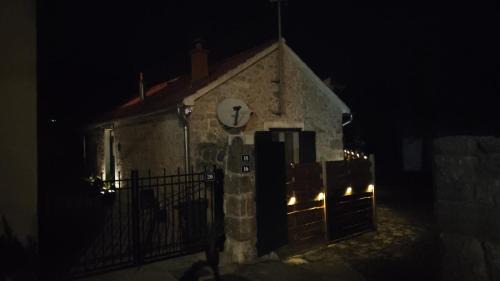 Drnis Villa | Dalmatian Stone House Angela