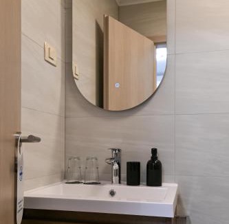 Radini House | Terra rossa rooms