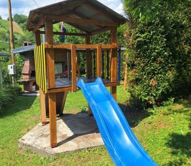 Hrascina House | Hiža Bake Veronike
