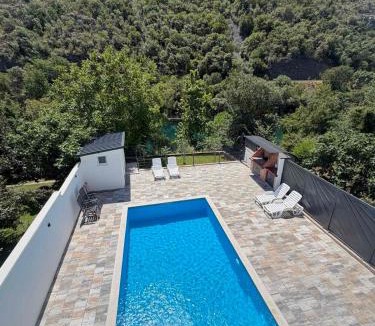 Slipcici Villa | Villa Sale Buna
