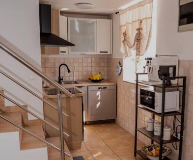 Nerezine Apartment | Holiday Home Sun