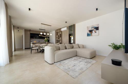 Tinj Villa | Villa Lumina - zen holiday with sauna near Biograd