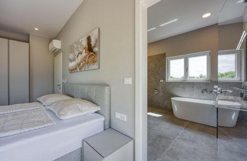 Marasi Villa | Secluded Pool Villa Tanja with Sea View