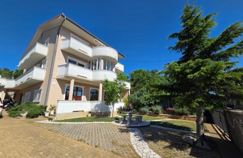 Klenovica Apartment | Villa Mira Bellevue