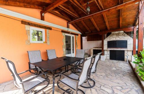 Blagaj Villa | Villa Oaza