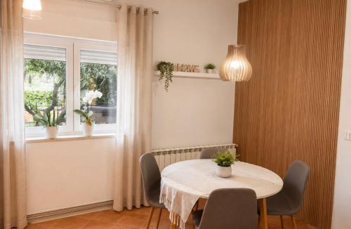 Rosini Apartment | Apartment Villa Rossa