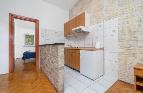 Drvenik Apartment | Apartmani Petracie