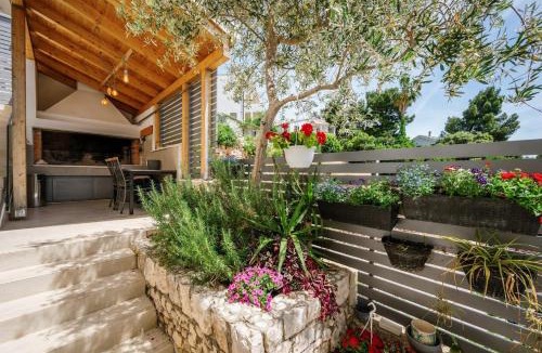 Klek Apartment | Seafront Villa Why Not