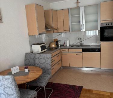 Canton 10 Apartment | APARTMAN Iva