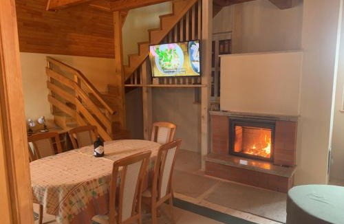 Risovac Ski Chalet | Vikendica PEPO
