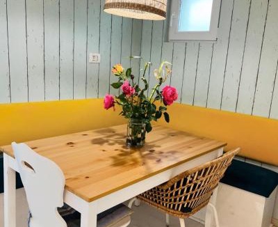 Arad Villa | Casa Enjoy the Ride Aproape de autostradă și totuși în mijlocul naturii, loc deosebit de liniștit cu parcare privată gratuită