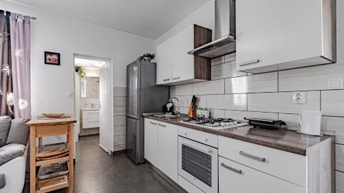 Vela Luka Villa | Holiday Home Roza with Whirlpool by Villas Guide