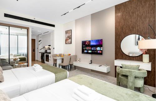 Downtown Dubai Apartment | Spacious Studio with Balcony & Jacuzzi Trillionaire Residences, Business Bay