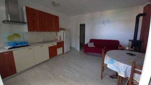 Kustici Apartment | Apartment in Kustici with sea view, terrace, air conditioning, WiFi (3597-2)