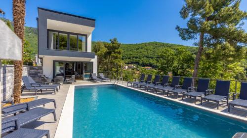 Obrs Villa | Villa Magica with whirpool&sauna&heated pool Opatija