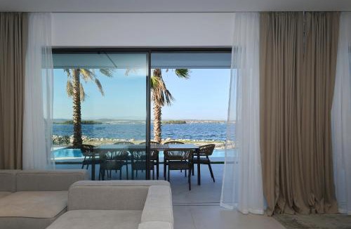 Kraj Villa | The Palms Resort by Irundo