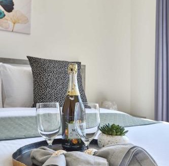 Dubai Apartment | Frank Porter - Urbana II