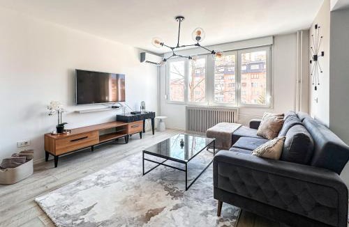 Novo Sarajevo Apartment | Cheyf Central Lux