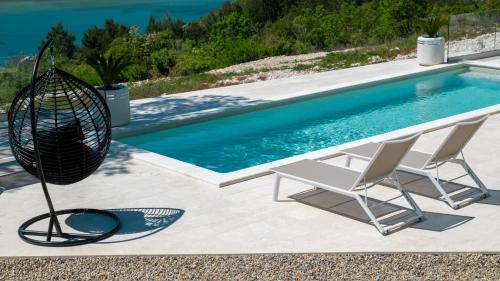 Trget Villa | Vila Laguna Blu by Villas Guide