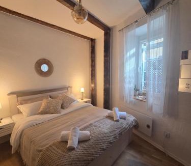 Bascarsije Apartment | Old Town Home in Baščaršija