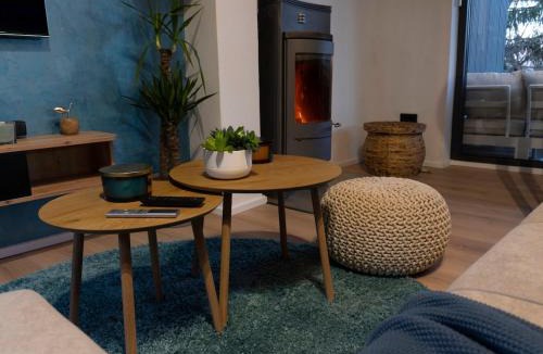 Jalzabet Apartment | Forest Whisper by GoldenPinpoint