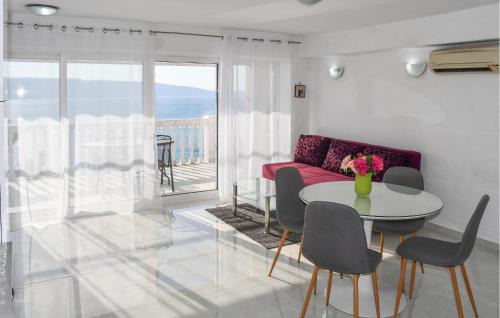 Vratarusa Apartment | Lovely Apartment In Senj With House Sea View