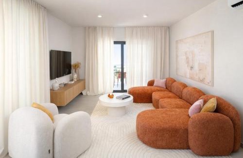 Funtana Villa | Designer Beach Villa Limes - Pool, Spa & Games