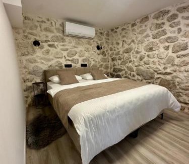 Konjic Apartment | Apartman Roza