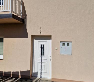 Kupres Apartment | Deya