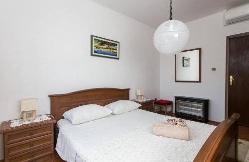 Kolocep Island Apartment | Apartments Maria