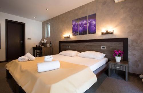 Dedinje House | Villa Mystique