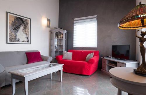 Pjescana Uvala Villa | 5Bed Villa-Sleeps 10- Pool Parking Near the Sea