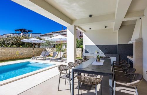 Premantura Villa | Luxury Villa del Sol - heated Pool & Hot tub