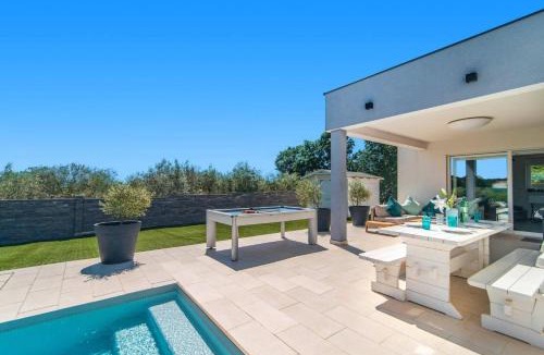 Stokovci Villa | Villa Florentina by Villa Plus