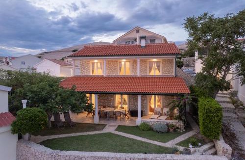 Zubovici House | Holiday Home Fiola