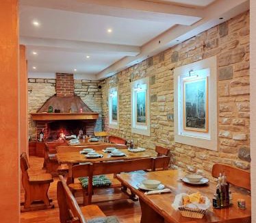 Turanj Hotel | Apartments and pansion M&R