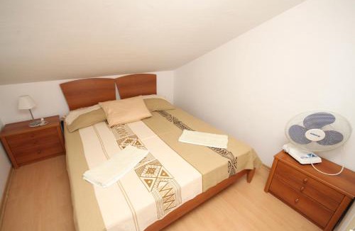 Ivan Dolac House | Apartments and rooms with parking space Ivan Dolac, Hvar - 8734