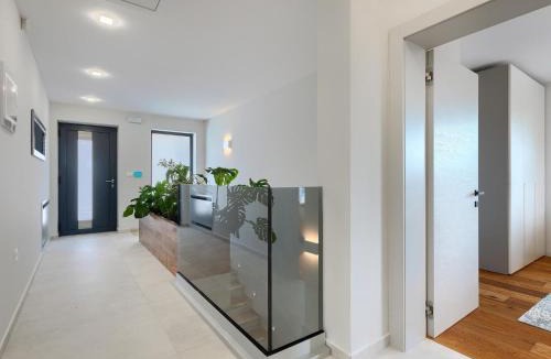 Muntic Apartment | Apartment Villa Cascada by Interhome